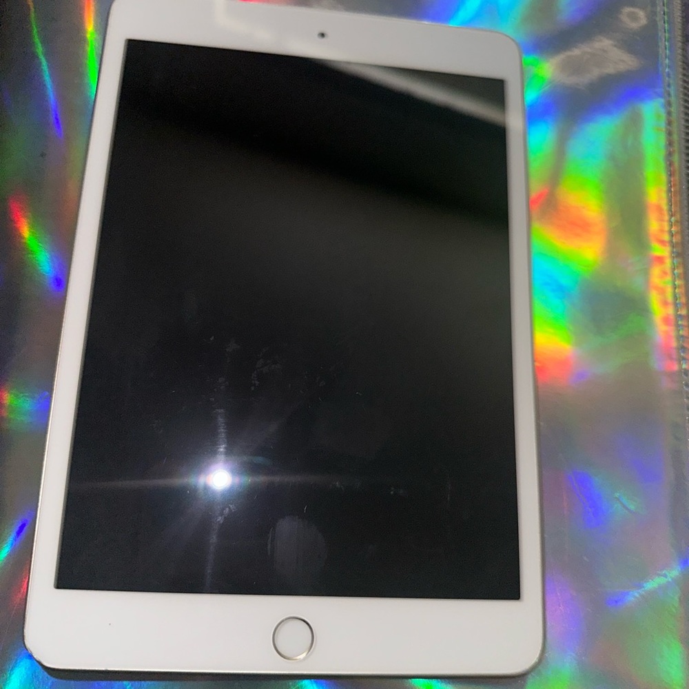 iPad Mini 16 GB- Gold